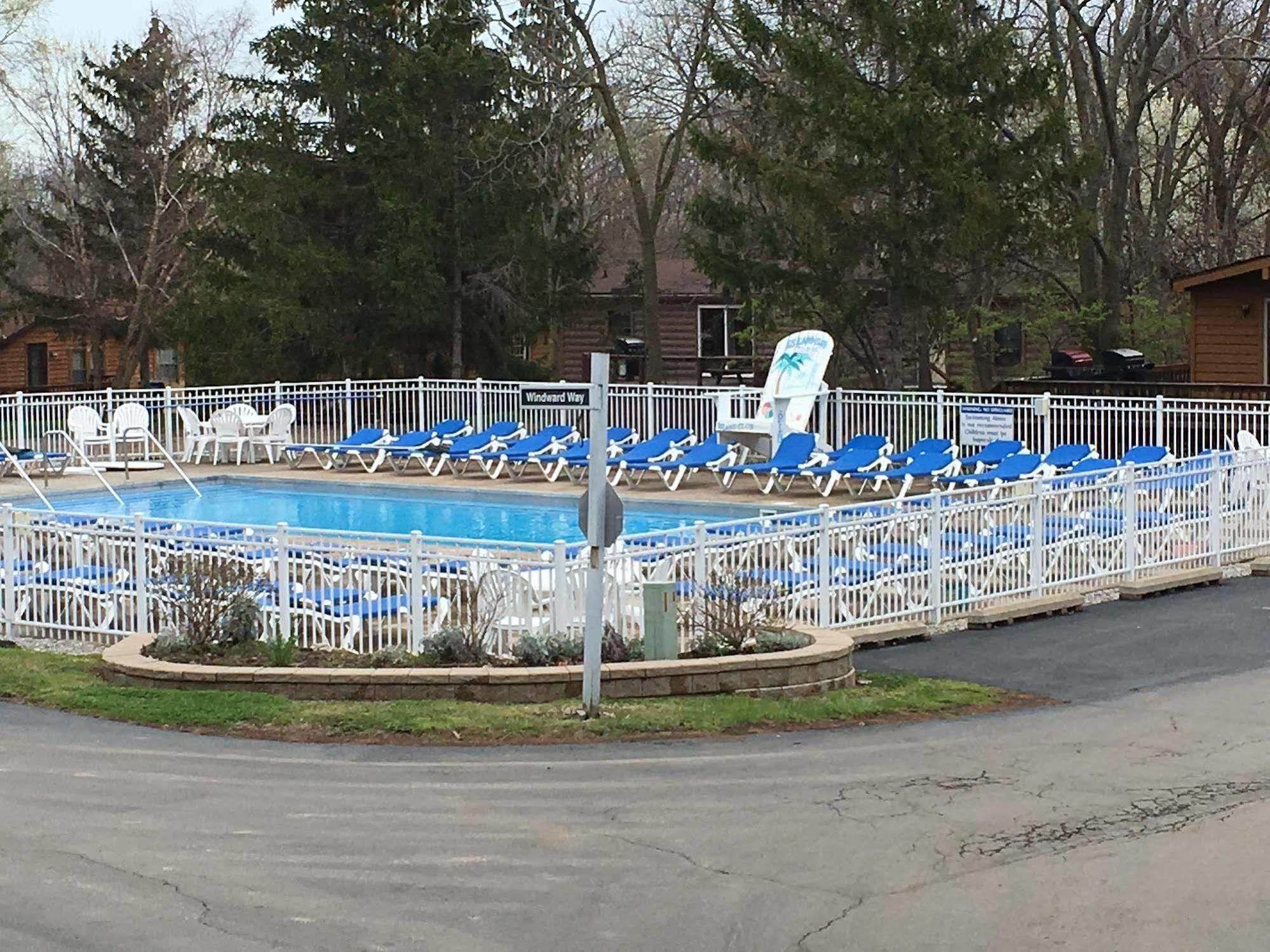 Island Club Rentals Put-in-Bay Exterior photo
